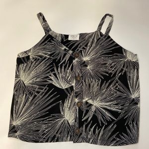 Sienna Sky Cropped Button Down Palm Leaf Black & White Tank Top Medium Silky
